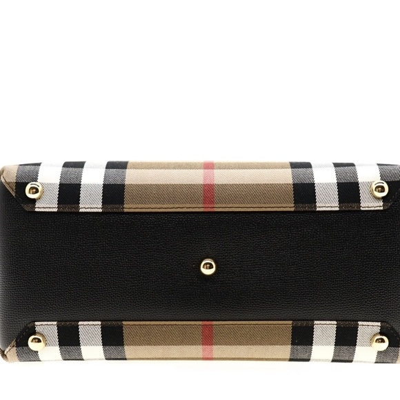 Burberry Banner Medium Tote Shoulder Bag Check Canvas New - Picture 9 of 9